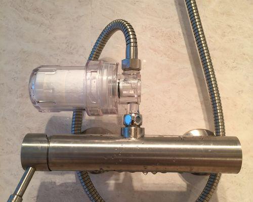热水器过滤器无法打开的解决方法（快速排除热水器过滤器打不开的故障）