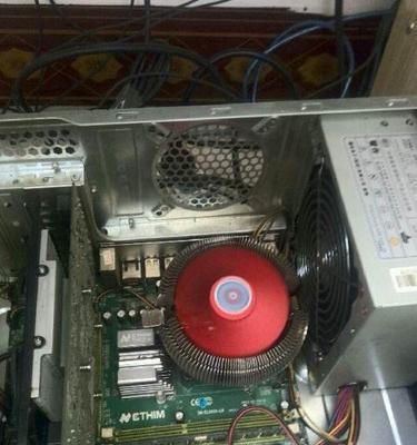 笔记本显示器接线方法（简单易懂的笔记本显示器接线教程）