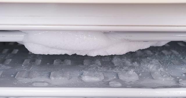 冰箱常有水滴是怎么回事（原因分析及解决方法）