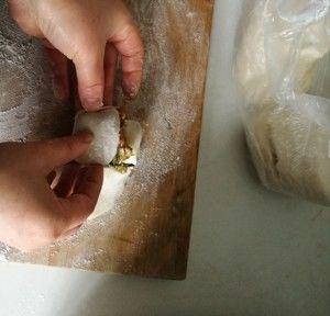 如何正确处理从冰箱拿出的锅贴（做好这些步骤）