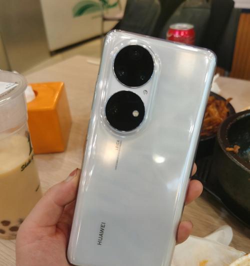 如何通过华为P30Pro进行截图(掌握两种简便的截图方法)