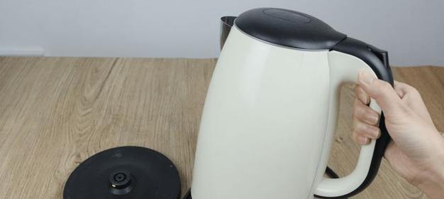 电热水壶除水垢颗粒的成分及使用方法（了解除水垢颗粒的成分以及正确使用方法）