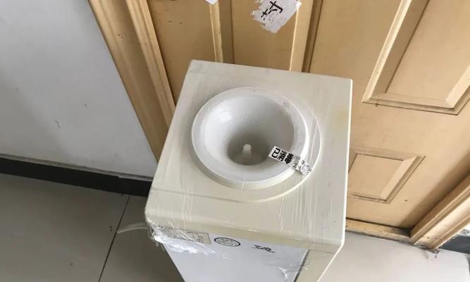 解决饮水机地上积水的方法（保护设备健康关键）