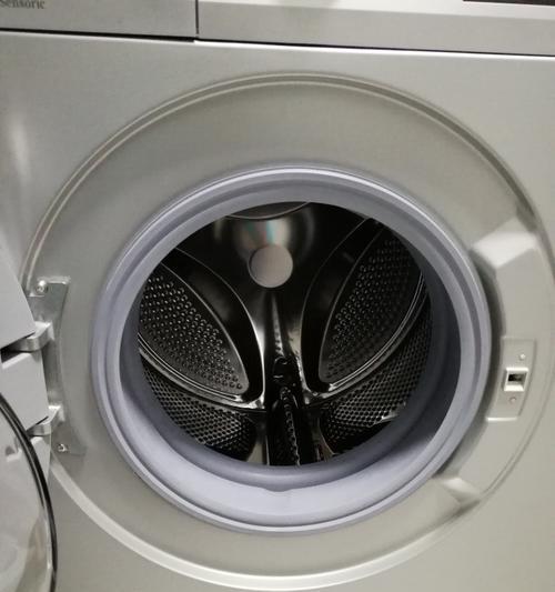 解读西门子洗衣机显示E18错误代码的原因及维修方法（探究西门子洗衣机显示E18错误代码的根源）