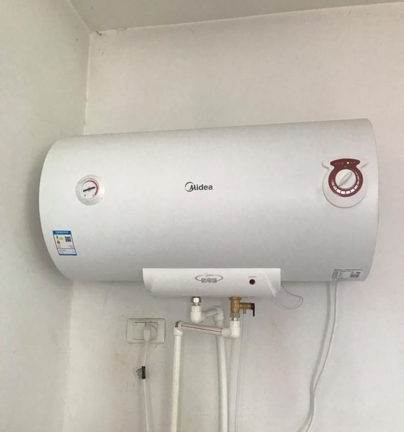 电热水器插头自动跳闸的原因及解决办法（探究电热水器插头自动跳闸的原因）