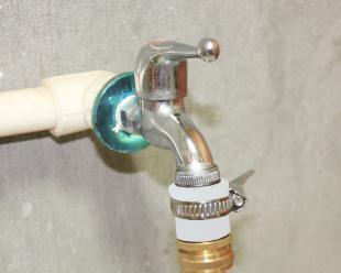 洗衣机水管进水故障解决方法（快速排除洗衣机水管进水故障的有效方法）