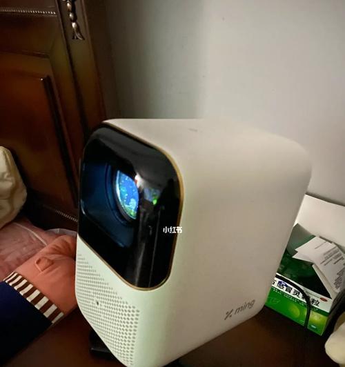投影仪显示发黑的原因及解决方法（探究投影仪显示发黑的问题及有效应对措施）