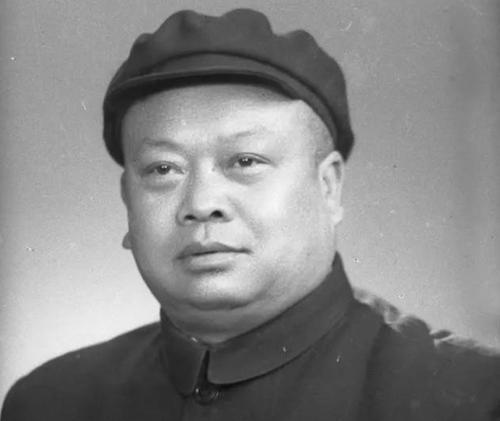 地主出身是什么意思？如何理解这个历史概念？