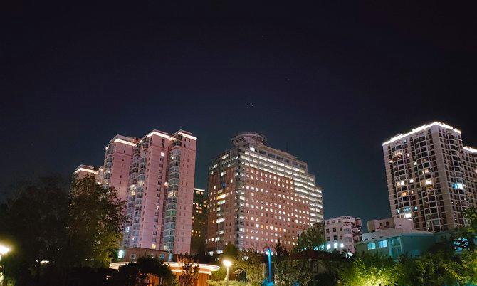 真我夜景pro功能如何使用？拍照效果如何？
