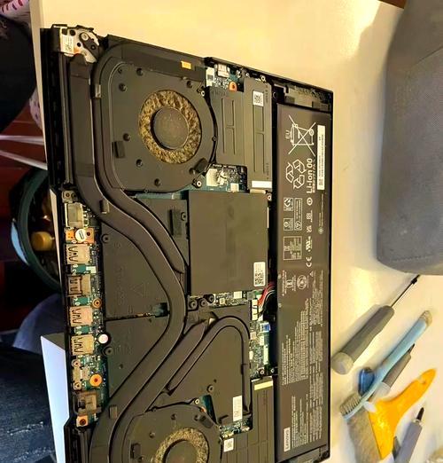 13年华硕笔记本灰尘清理步骤？清理后性能有提升吗？