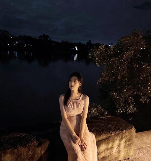 手机拍照在黑夜中效果如何？怎样提升夜间拍照质量？