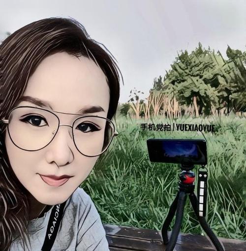 手机如何使用微摄镜头拍照？