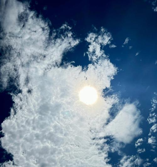 手机拍照拍太阳怎么拍好看？最佳设置和技巧是什么？