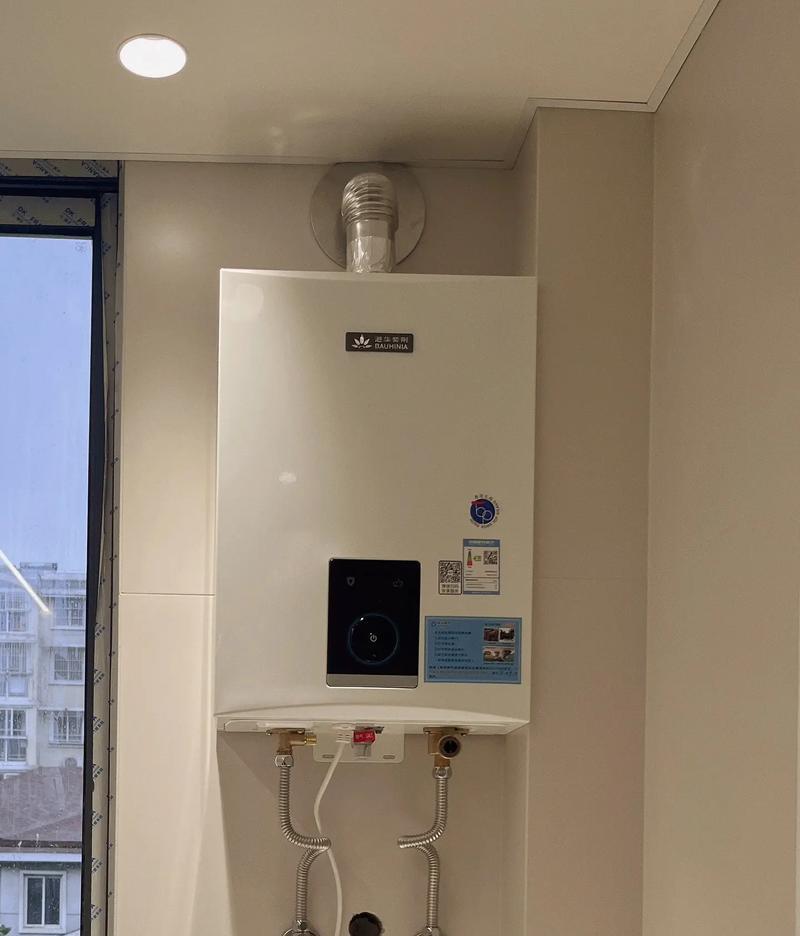小型白色电热水器是什么品牌？它的特点有哪些？