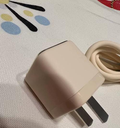 最新苹果充电器的品牌是什么？