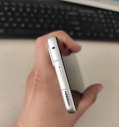小米12p手机的性能特点如何？