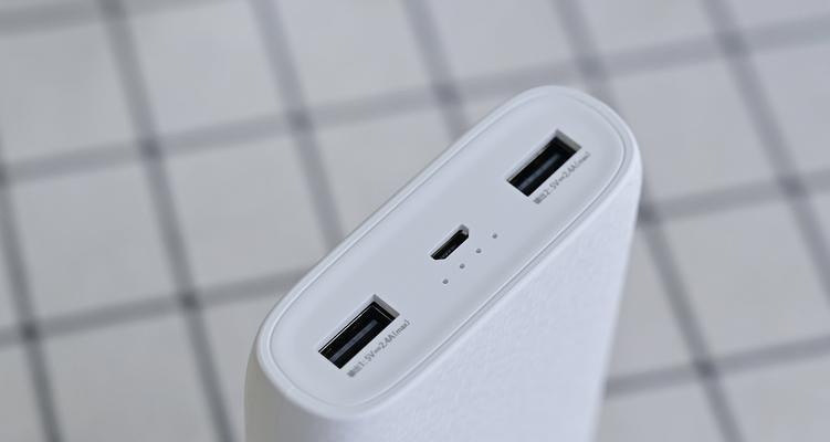 公牛移动电源9990怎么样？性能特点有哪些？