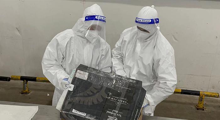 冷链库如何开启电视机的机顶盒？操作步骤是什么？