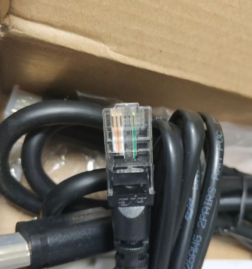 砸墙安装电视机顶盒的视频教程？