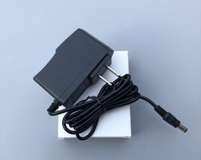 路由器小孔插头通常在哪里？找不到小孔插头怎么办？