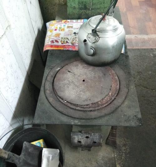 这种像电视机的炉子具体是什么产品？使用时可能遇到哪些问题？