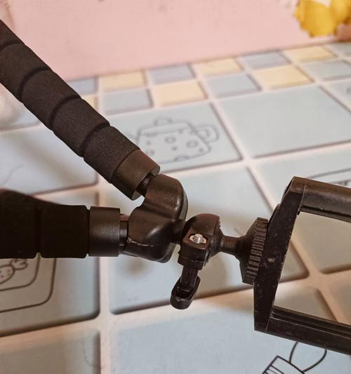 手机三脚架大三角怎么用？使用技巧是什么？